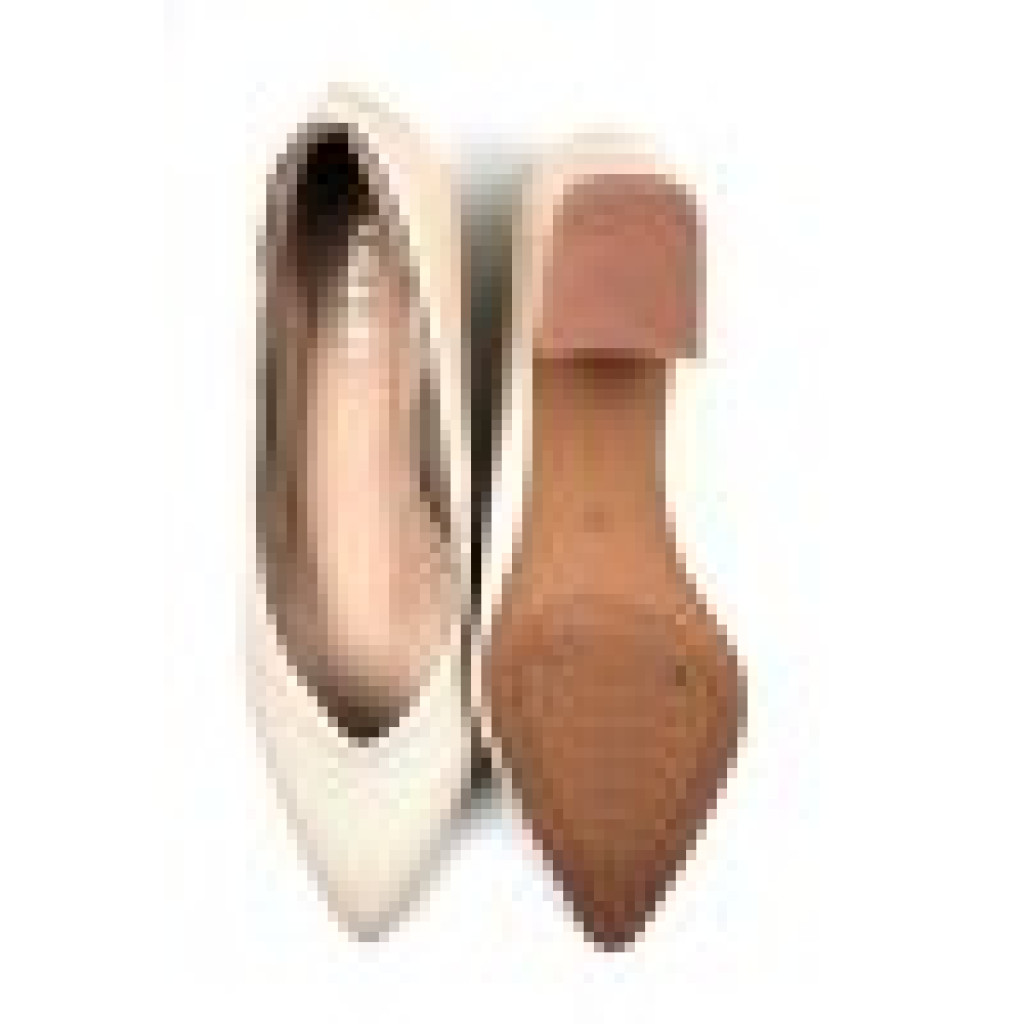 AR0009: Balujas Cream Block Heel Pumps 