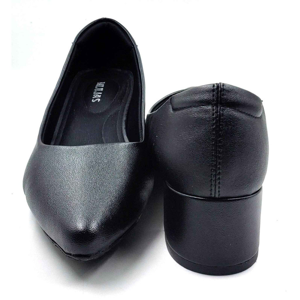 RF01-2681: Balujas Black Block Heel Pumps 