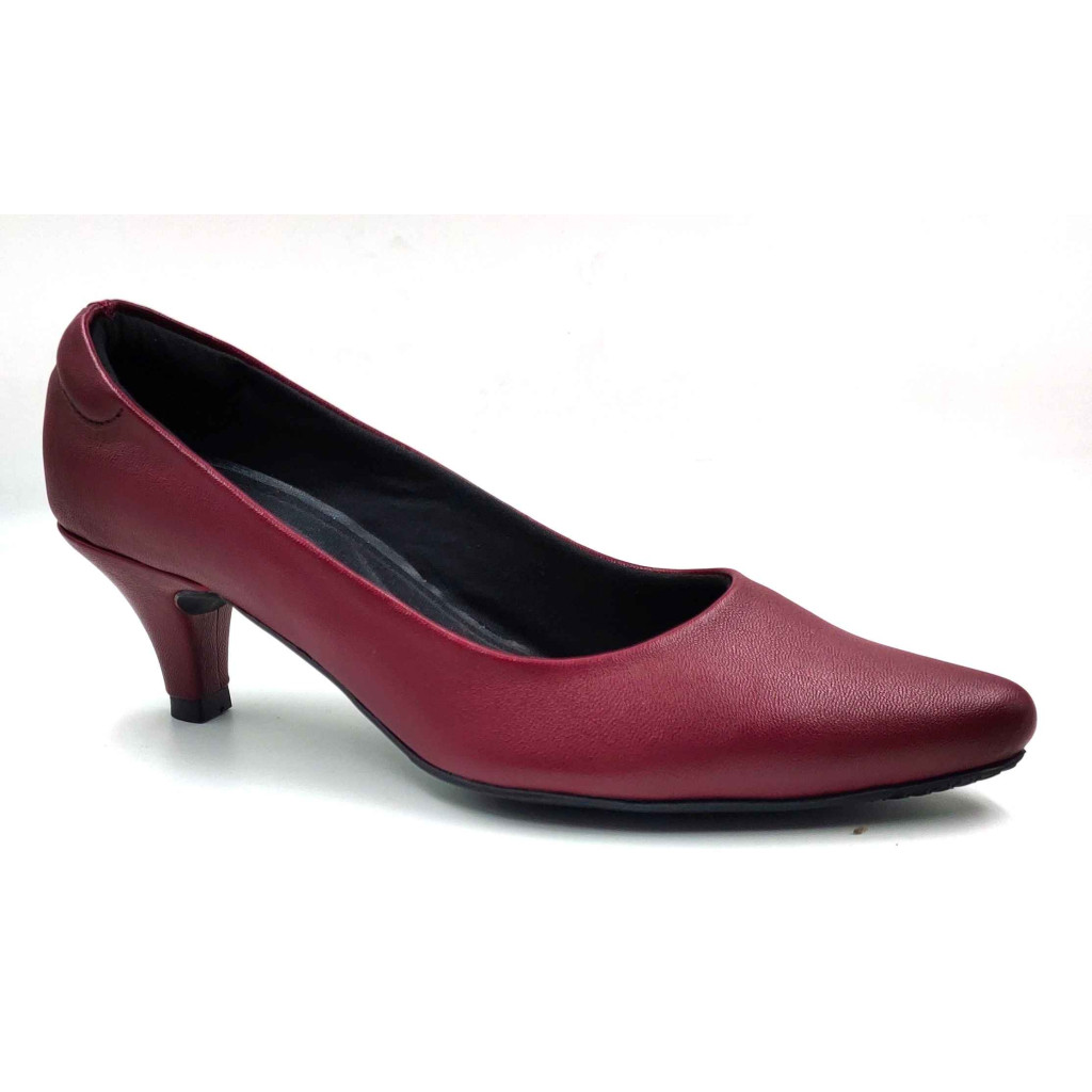 RF02-2421: Balujas Maroon Kitten Heel 