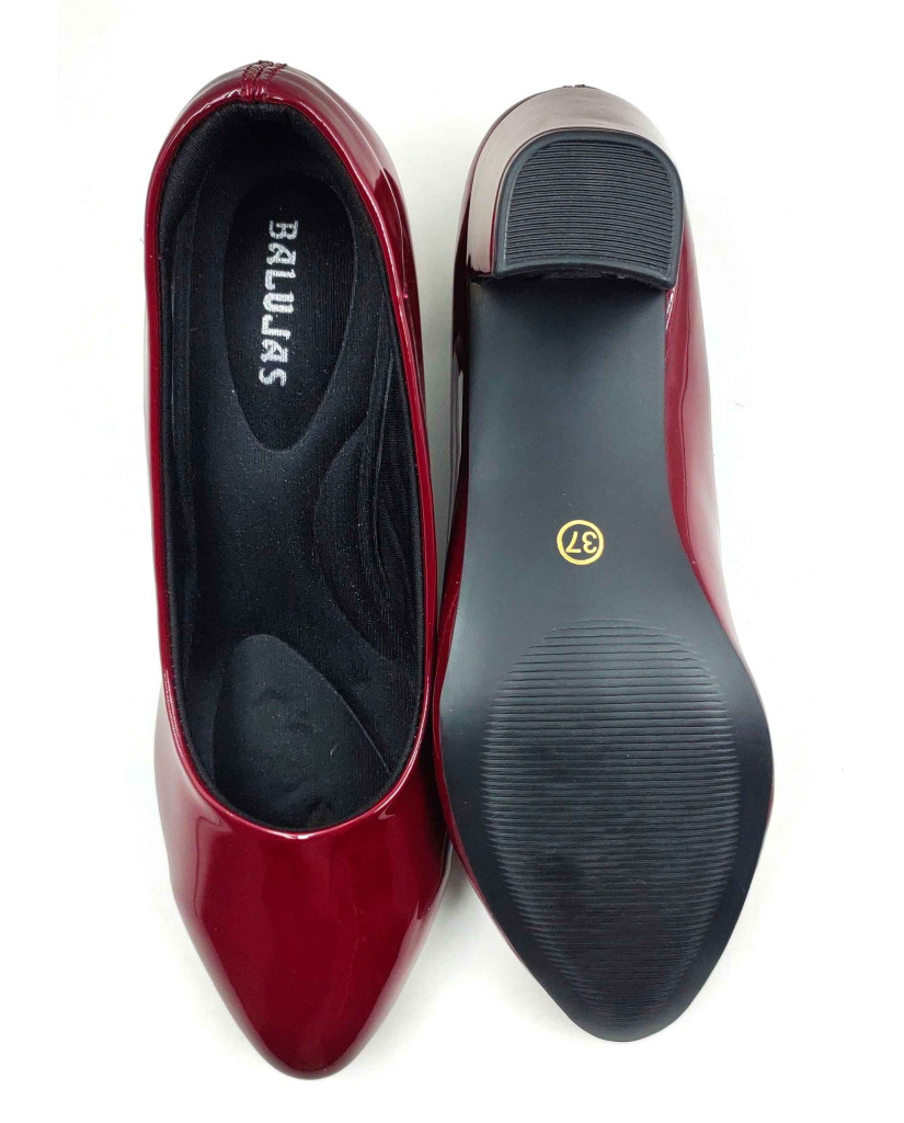RF08-BOZ: Balujas Maroon Block Heel Pumps 