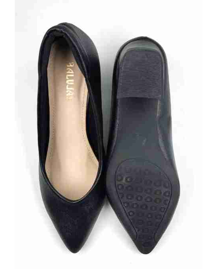 AR0009: Balujas Black Block Heel Pumps 