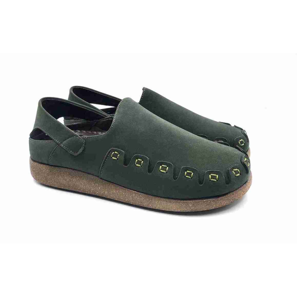 5557:Balujas Men's Green Shoes