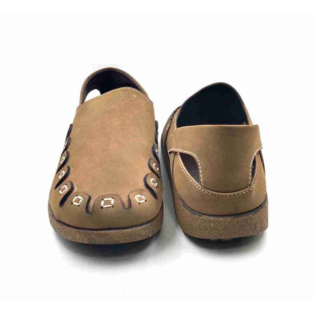 5557:Balujas Men's Khaki Shoes