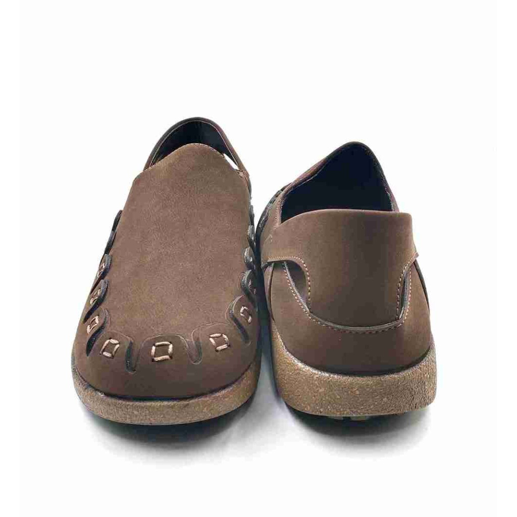 5557:Balujas Men's Tan Shoes