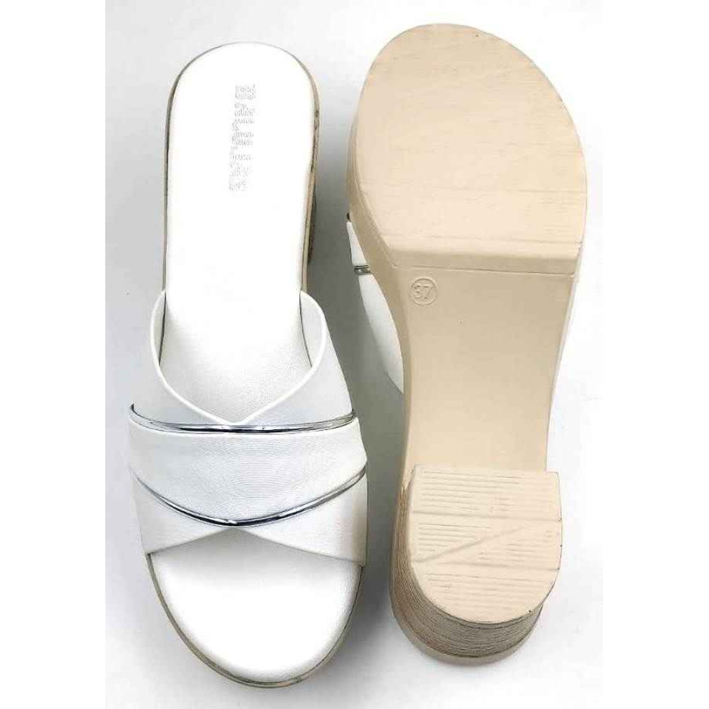 10192 : Balujas White Block Heel Ladies Slipper