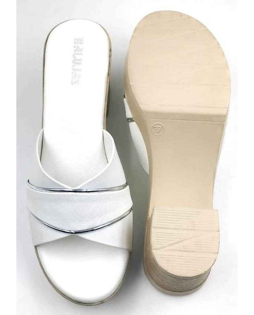 10192 : Balujas White Block Heel Ladies Slipper