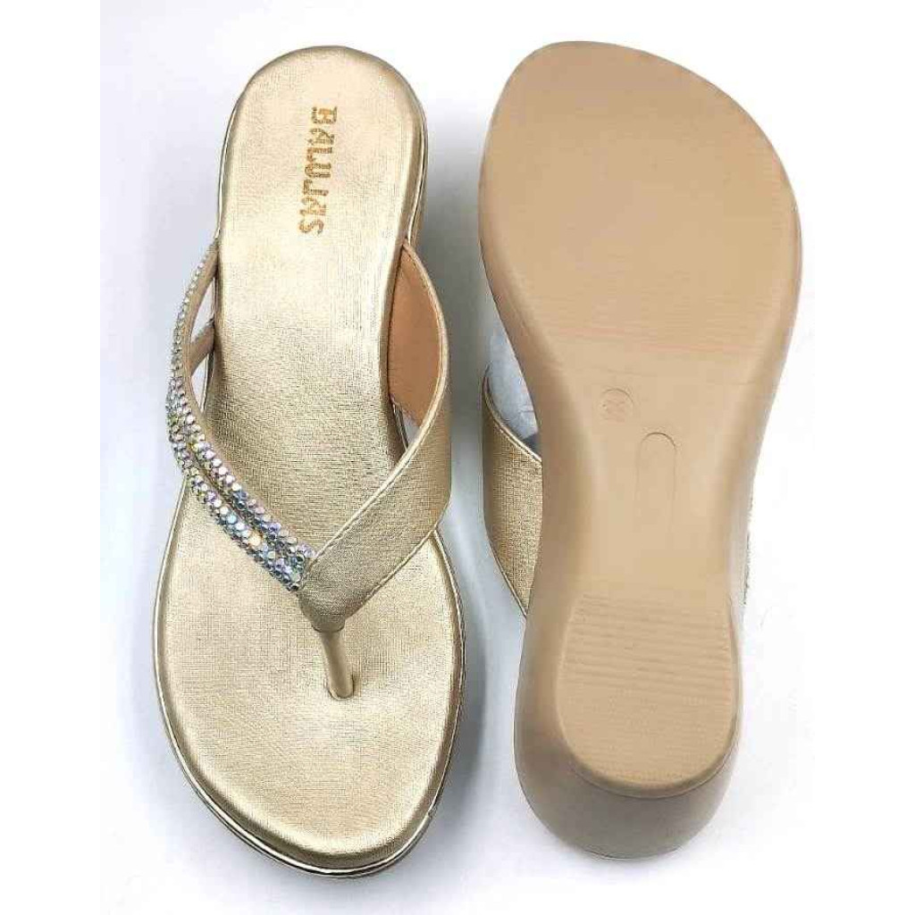 10416 : Balujas Gold Wedge Heel Ladies Chappal