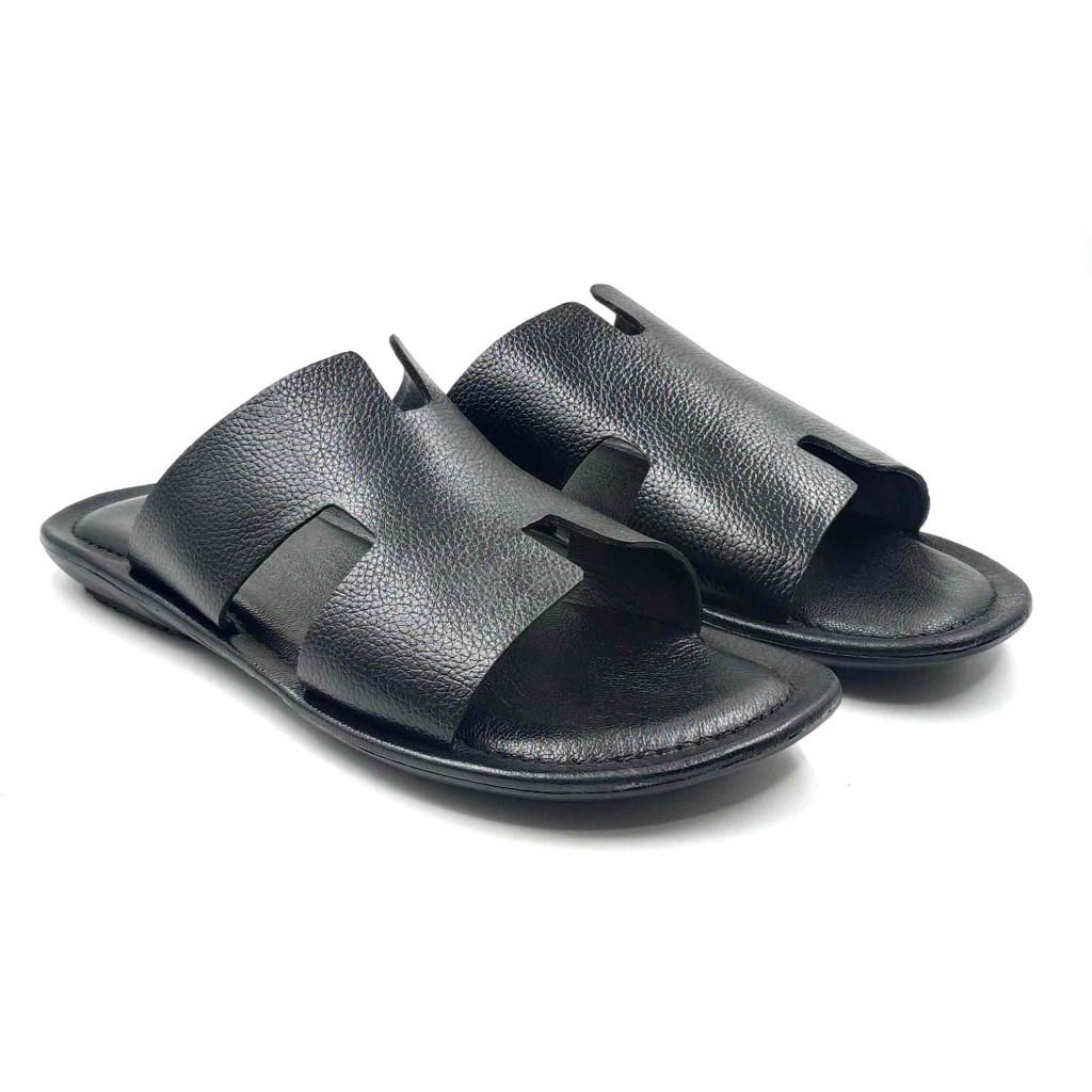 202: Balujas Men Black Flat Slippers