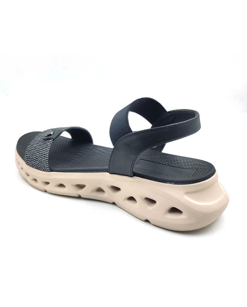 11408: Balujas Women's Black Sandal 