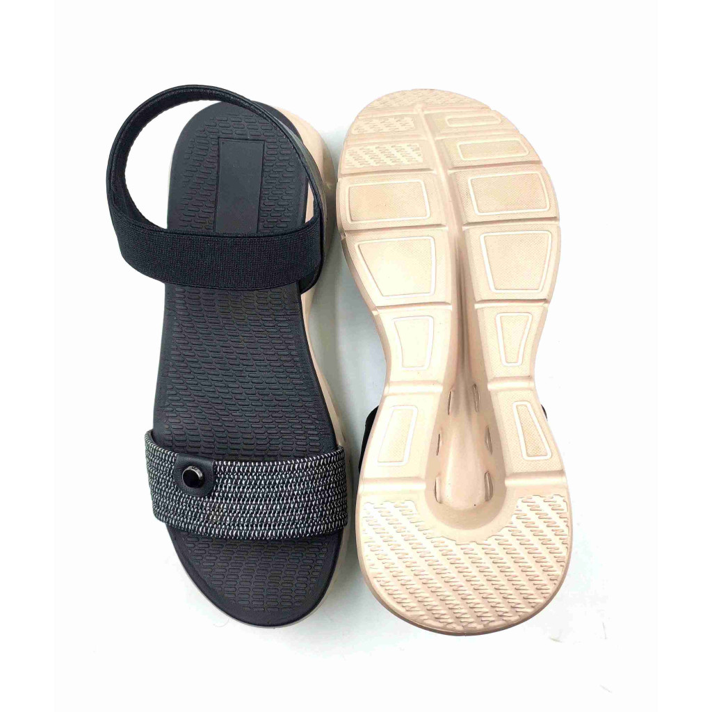 11408: Balujas Women's Black Sandal 