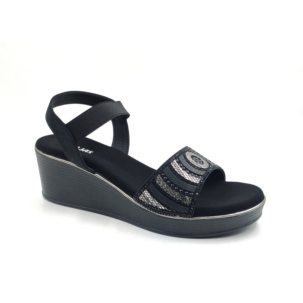 11871: Balujas Black Wedge Heel Sandal