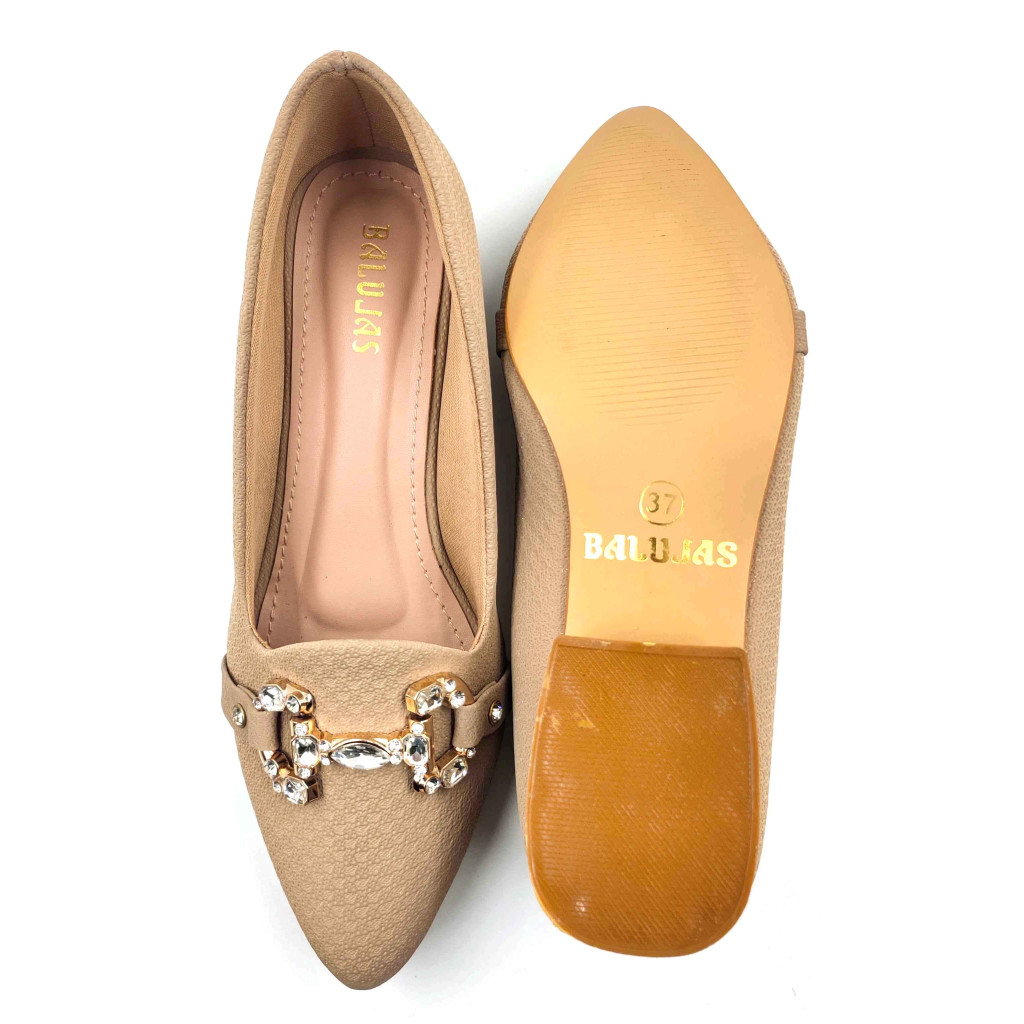 A-329: Balujas Women Beige Block Heel Bellies