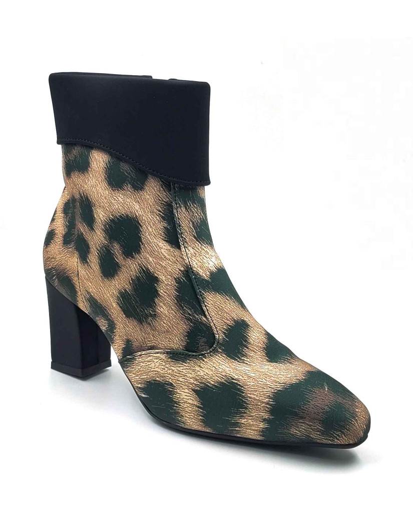AR-00020: Balujas Women's Black Lepoard Ankle Boot