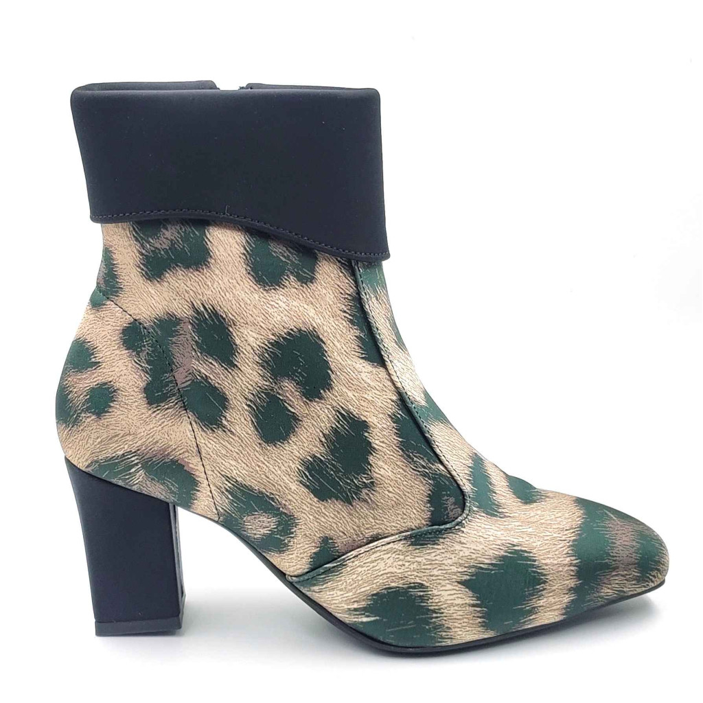AR-00020: Balujas Women's Black Lepoard Ankle Boot