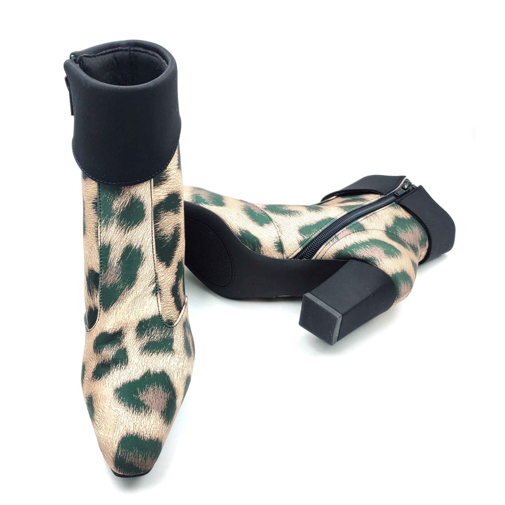 AR-00020: Balujas Women's Black Lepoard Ankle Boot