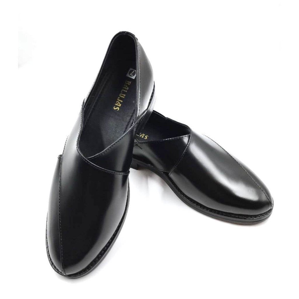 1062: Balujas Black Leather Peshawari