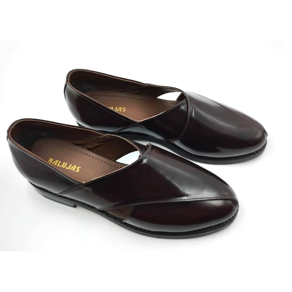 1062: Balujas Cherry Leather Peshawari
