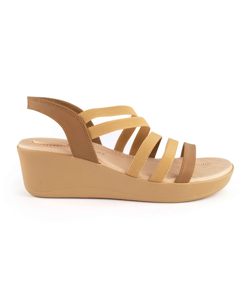 5025-011: Balujas Beige Wedge Heel Sandals