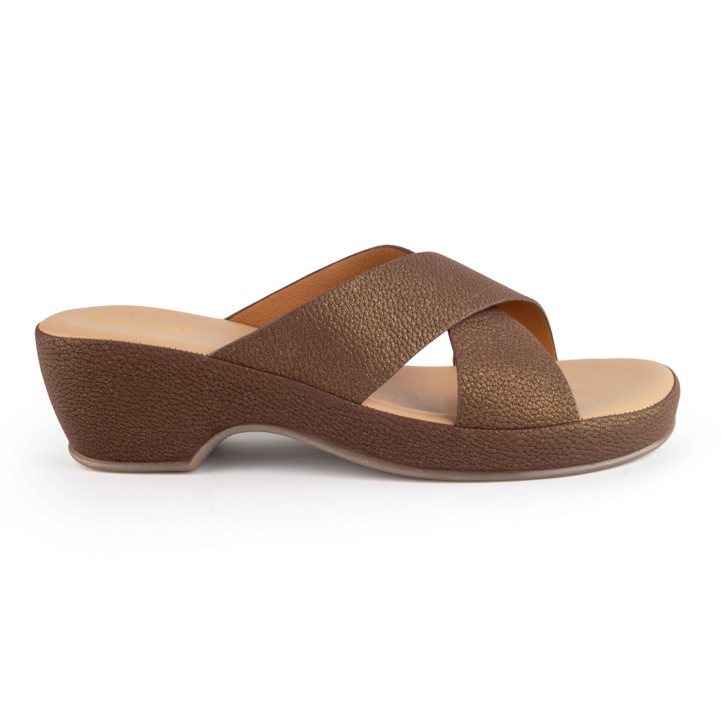 11270: Balujas Antic Block Heel Slipper