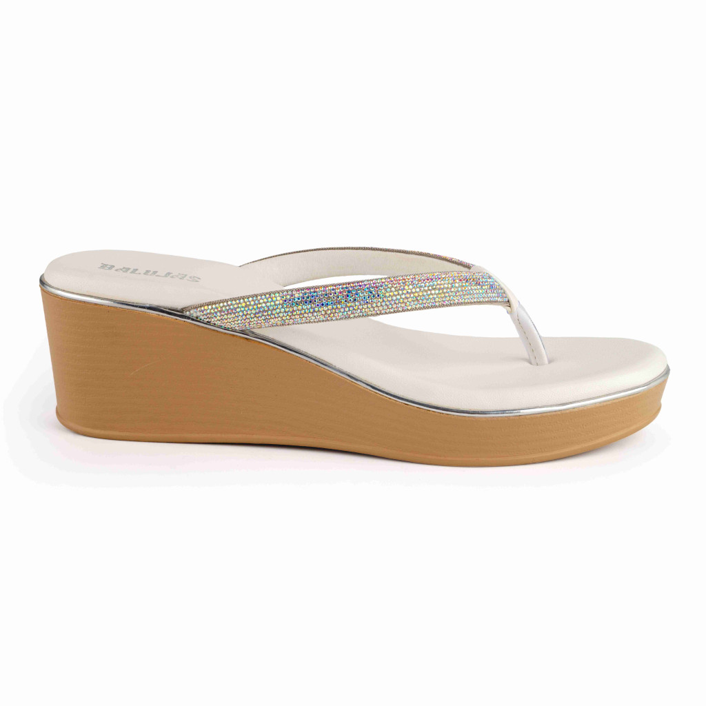 11521 : Balujas White Wedge Heel 