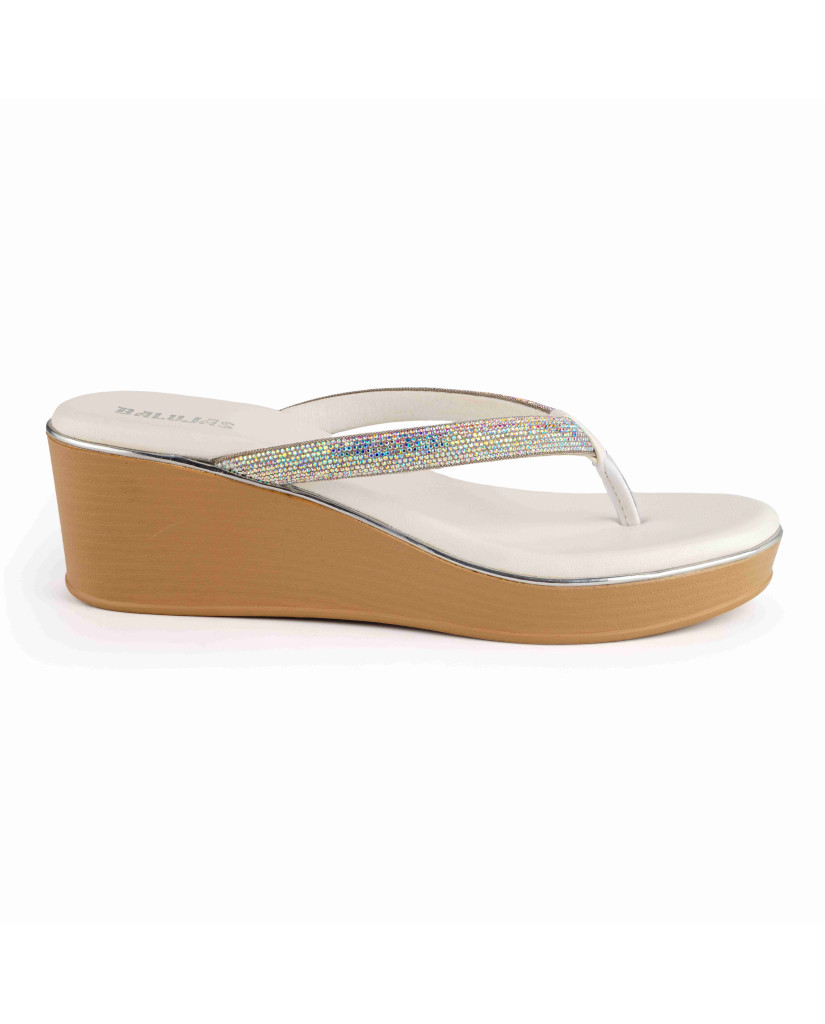 11521 : Balujas White Wedge Heel 
