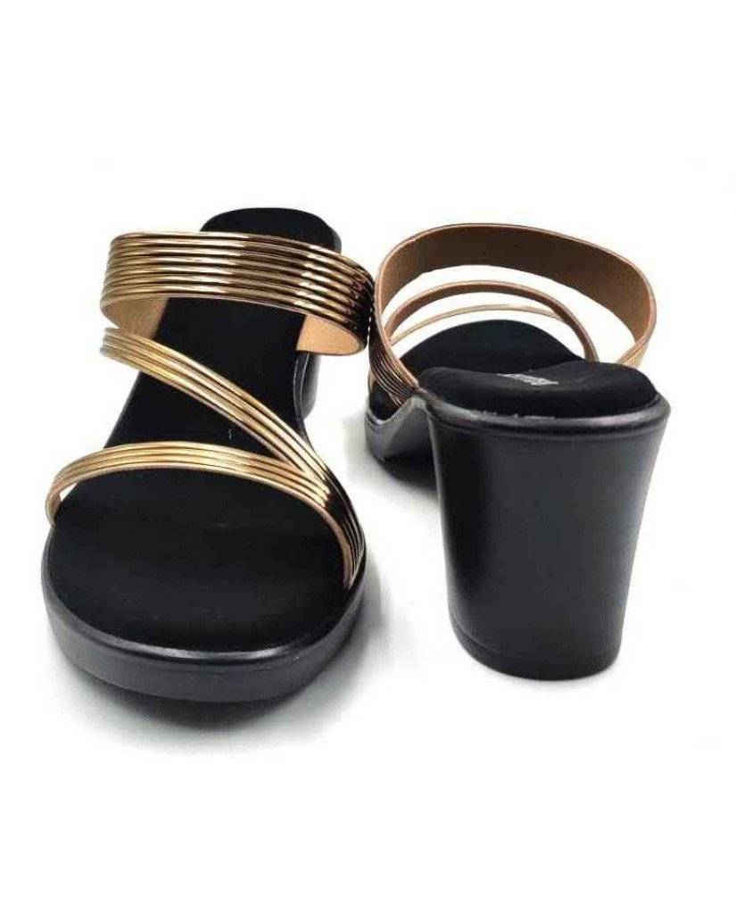 5443-25: Balujas Antic Block Heel Sandals
