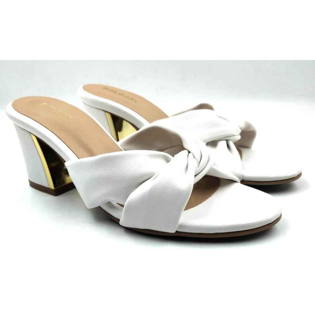9110-19: Balujas White Block Heel Sandals