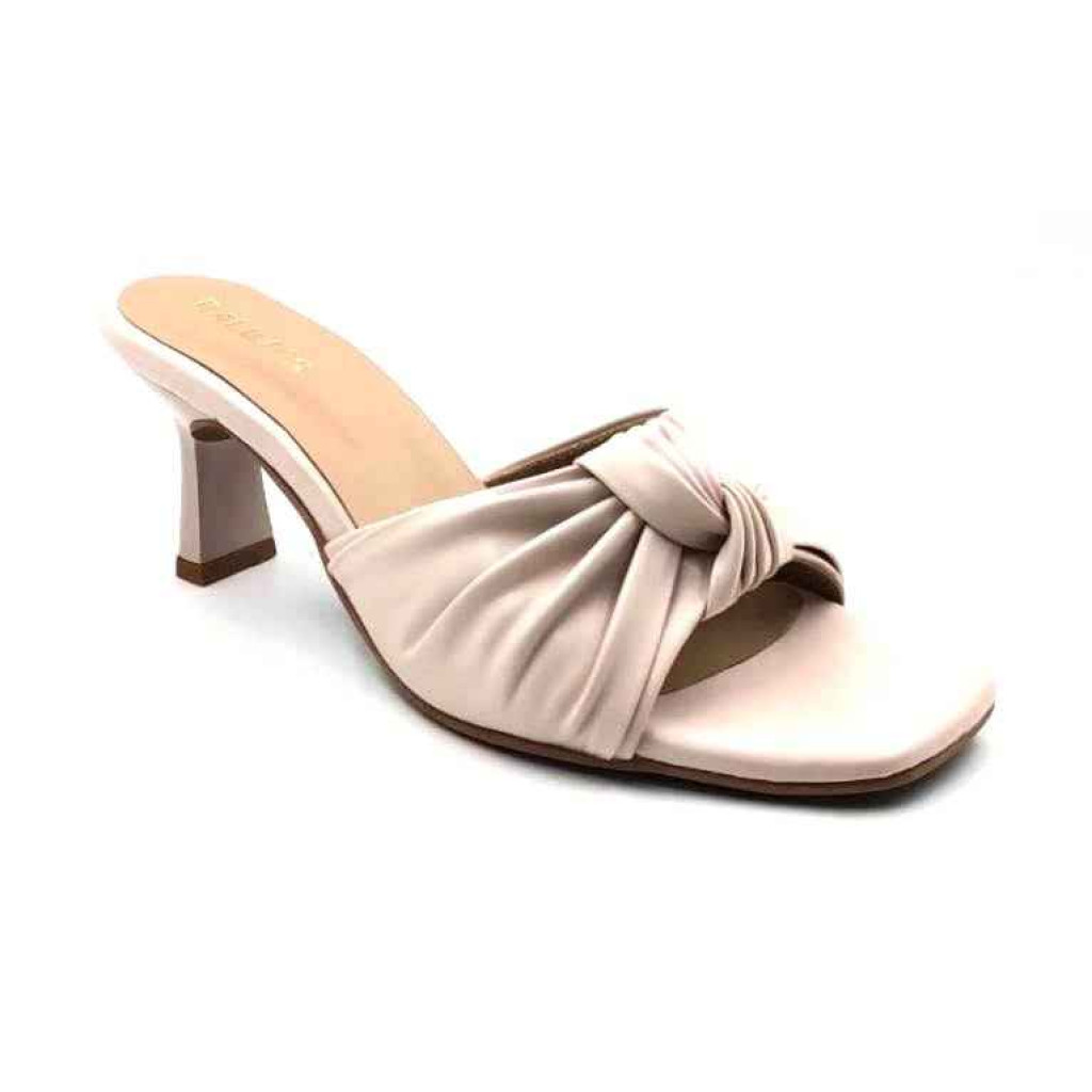 9110-21: Balujas Beige Block Heel Sandals