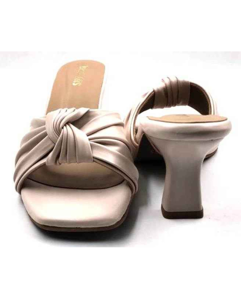 9110-21: Balujas Beige Block Heel Sandals