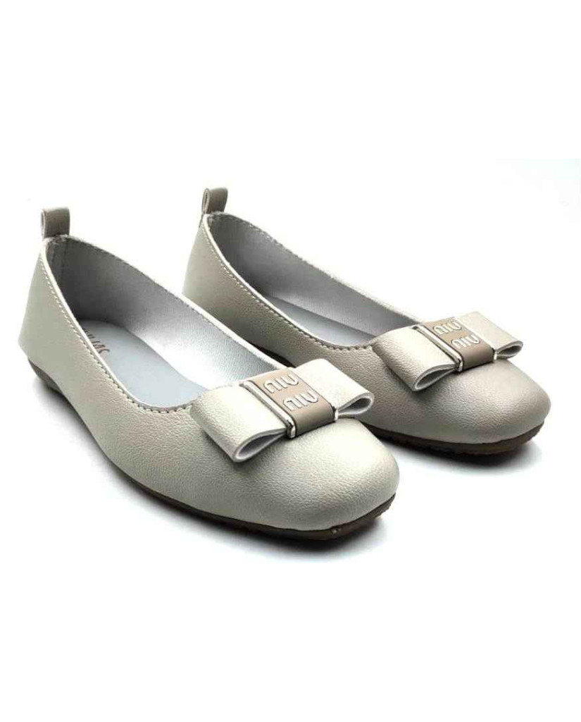 BD-790: Balujas Grey Ballerina Flats