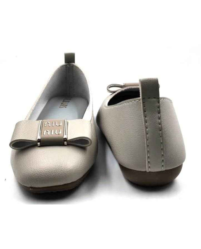 BD-790: Balujas Grey Ballerina Flats