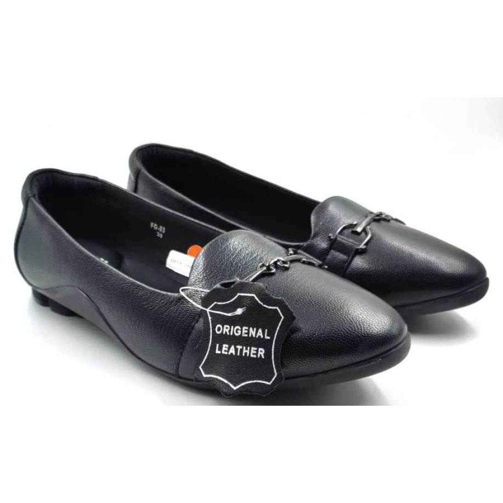 FG-03 Balujas Black Leather Flat Bellies