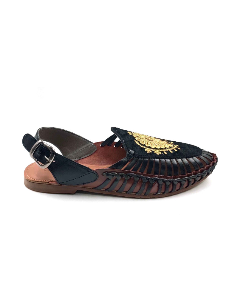 101 Balujas Men Black Pathanis Sandals