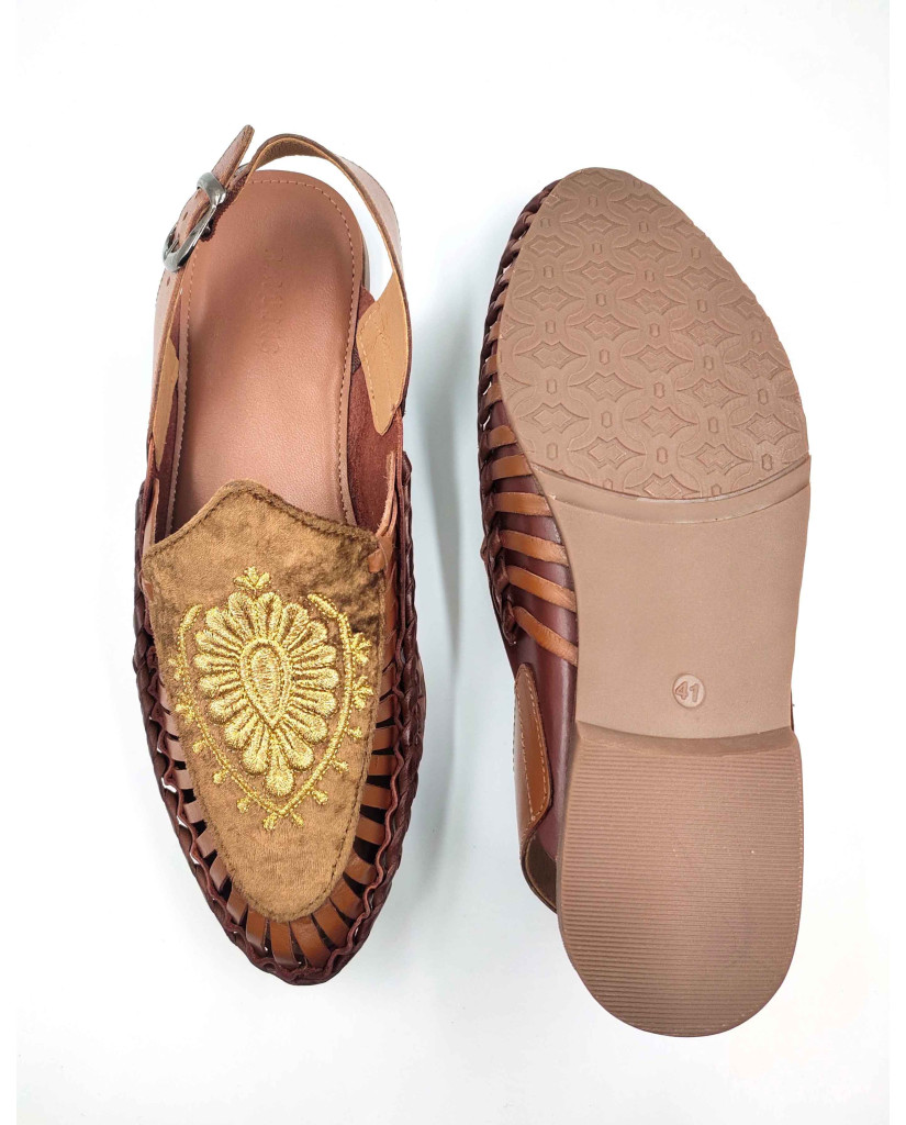 101 Balujas Men Chiku Pathanis Sandals