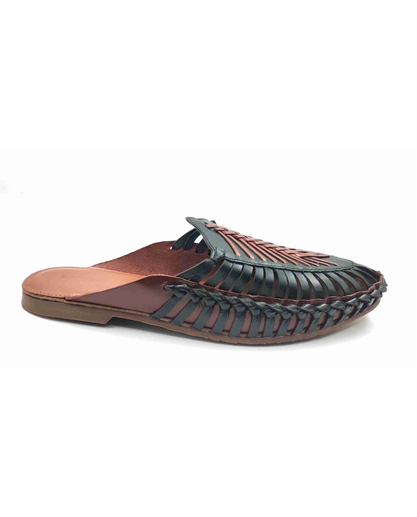 16 Balujas Men Black Pathanis Slippers
