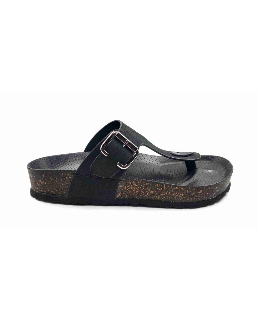 7001: Balujas Men Black Slippers