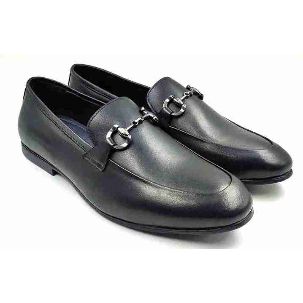 AR-0656: Balujas Black Man's Buckle Loafers