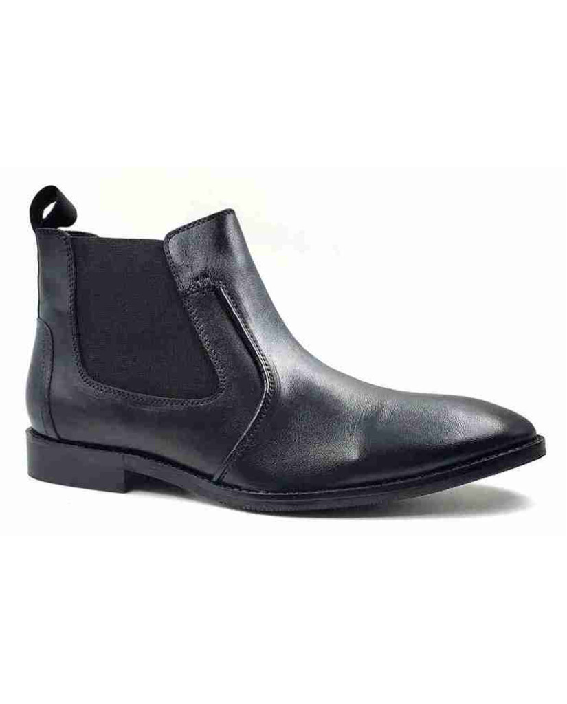 AR-0821: Balujas Black Leather Chelsea Boot