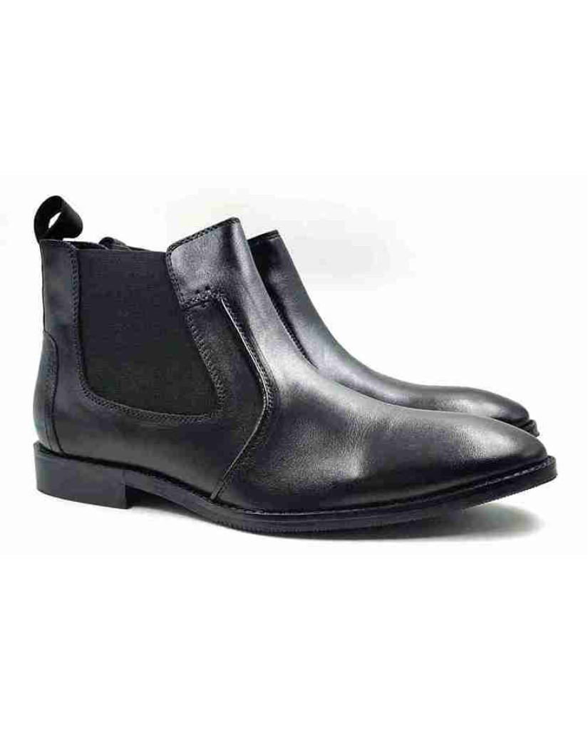 AR-0821: Balujas Black Leather Chelsea Boot