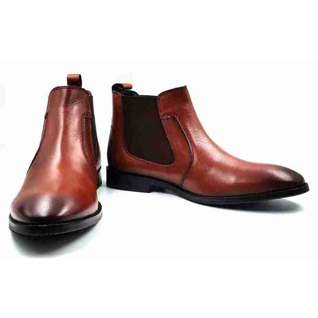 AR-0821: Balujas Tan Leather Chelsea Boot