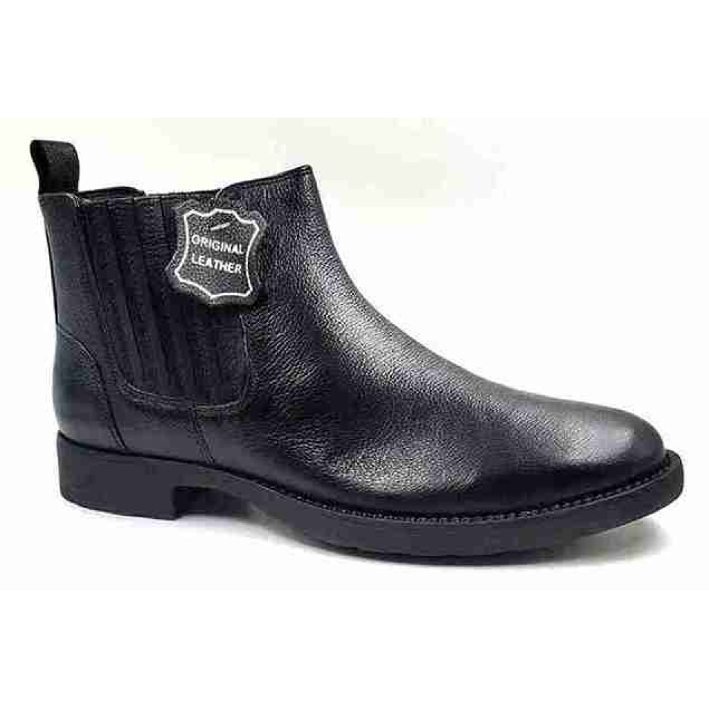 Biker-01: Balujas Black Chelsea Boot