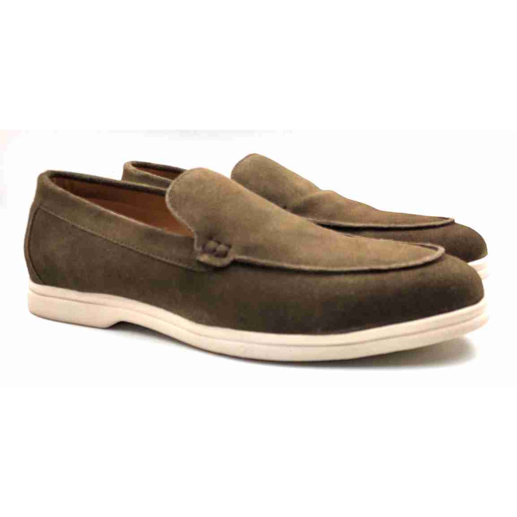 SA-07: Balujas Olive Casual Loafers