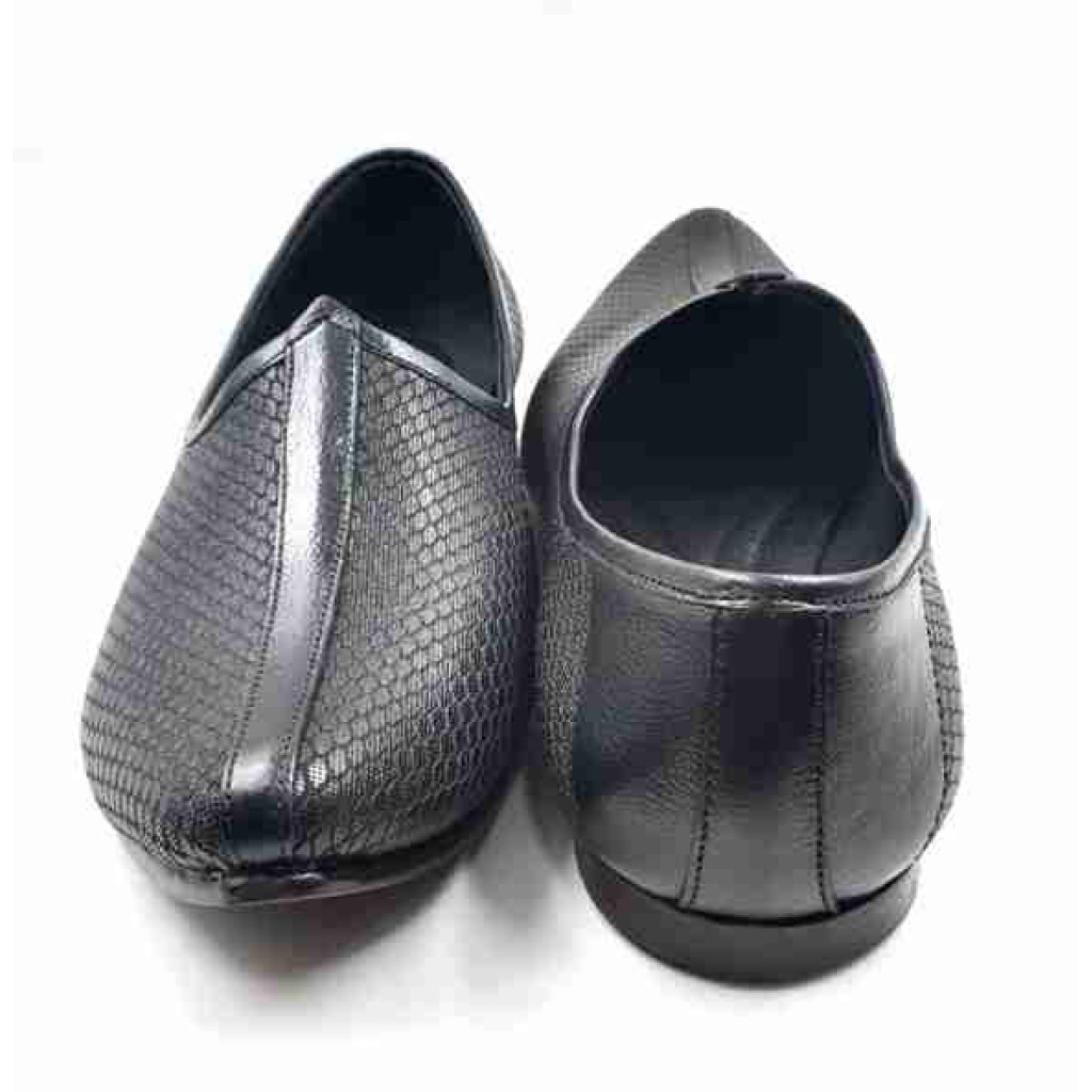 25002: Balujas Black Men's Mojari