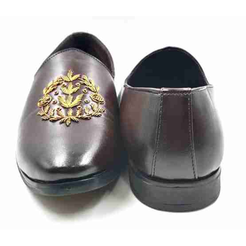 55563: Balujas Men's Brown Loafer