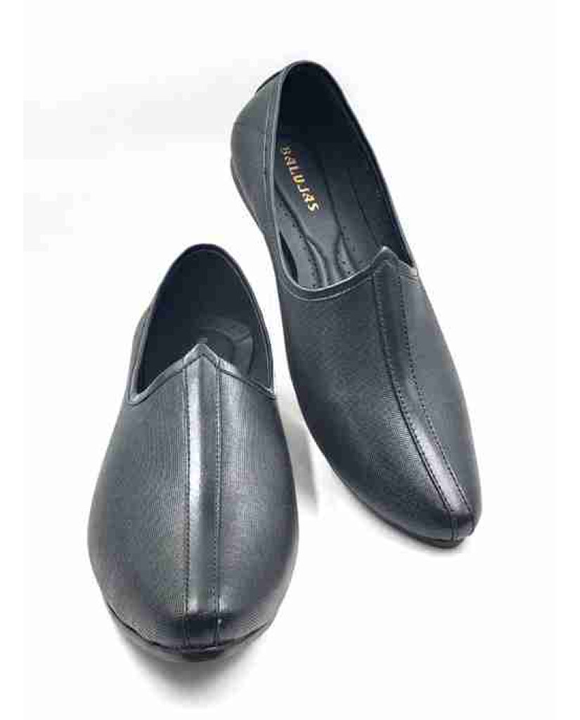 NG-11: Balujas Black Men's Mojari