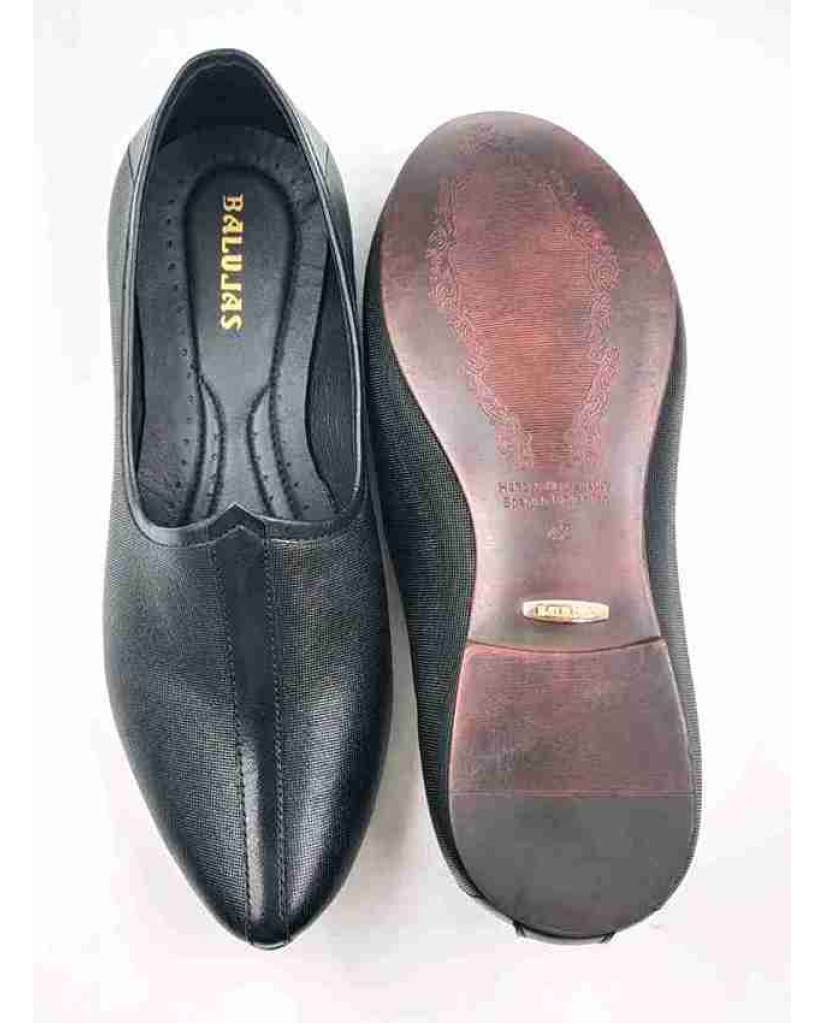 NG-11: Balujas Black Men's Mojari