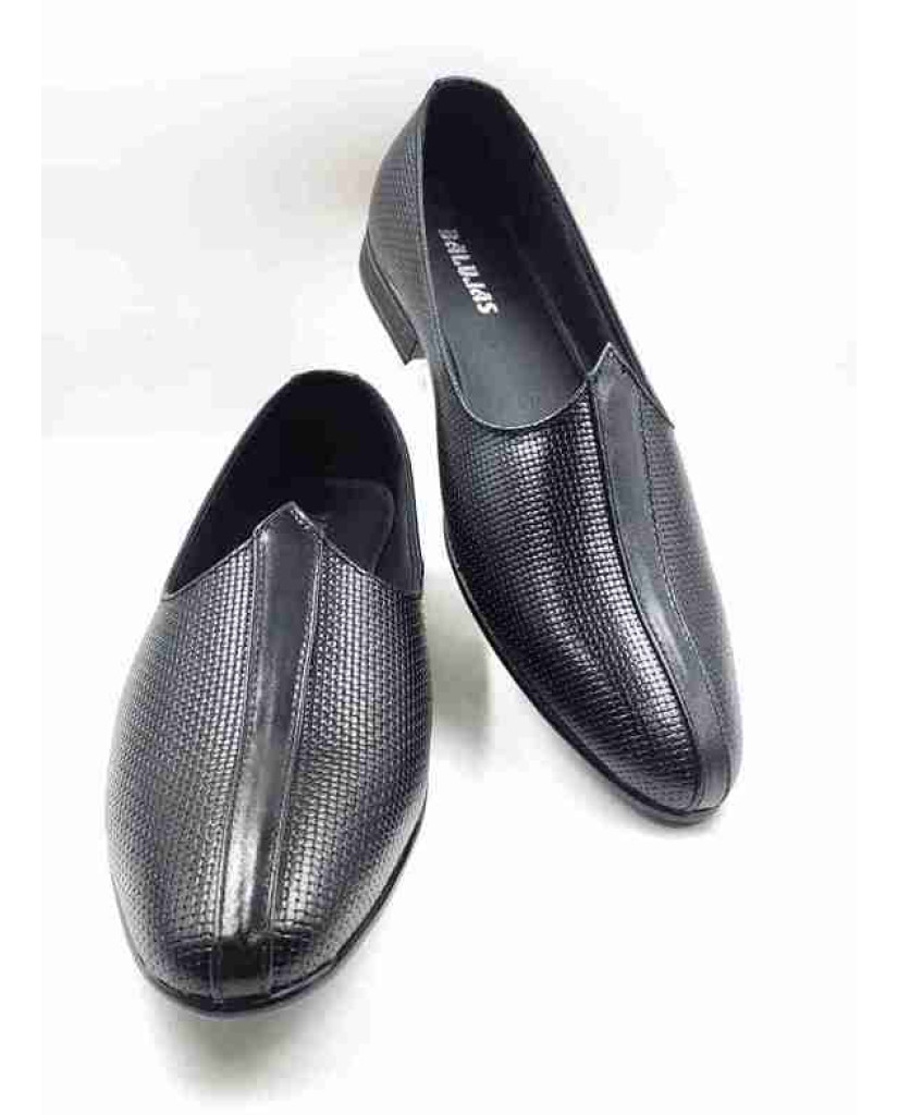 SP7666: Balujas Black Men's Mojari