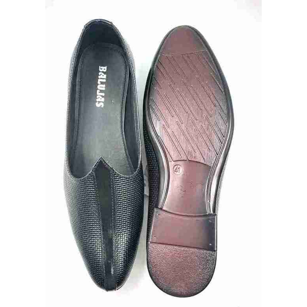 SP7666: Balujas Black Men's Mojari