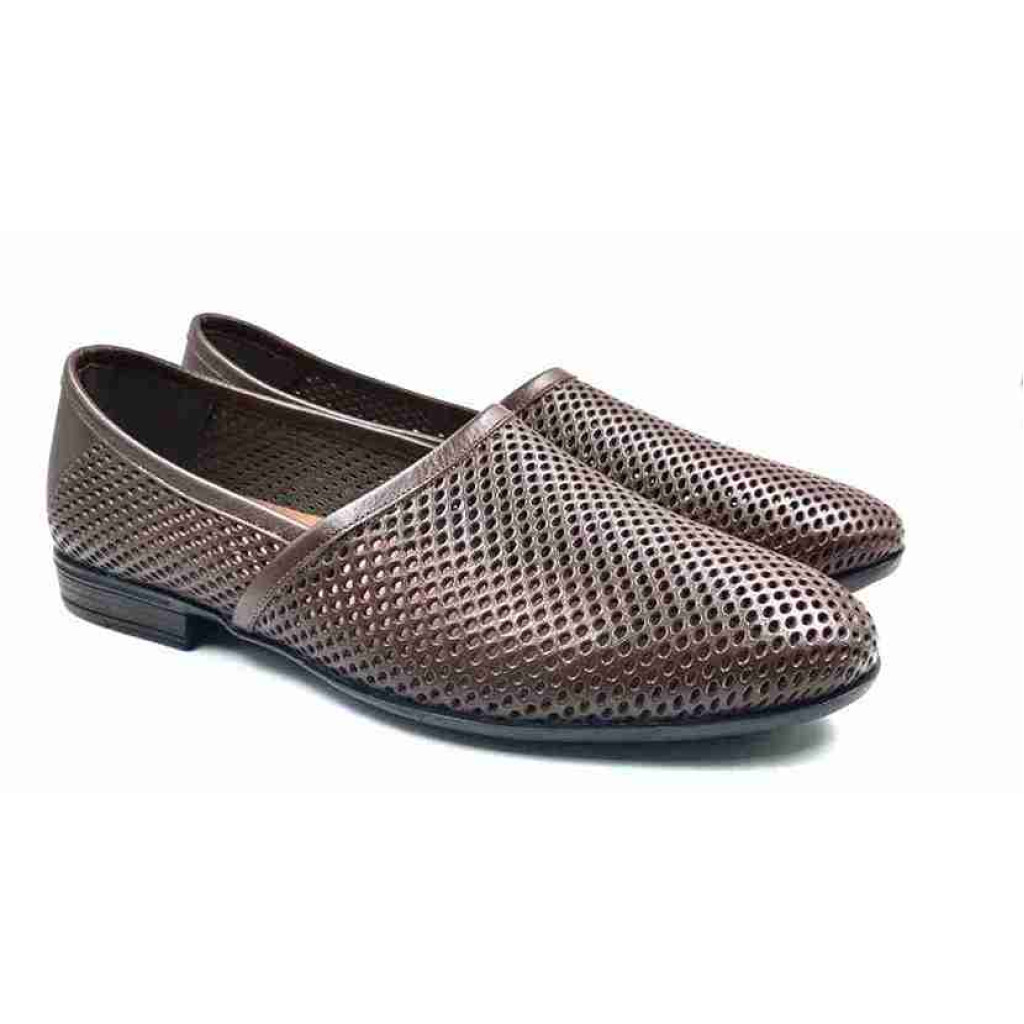 WC11: Balujas Brown summer shoe for men