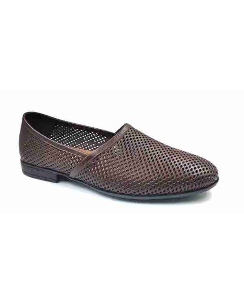 WC11: Balujas Brown summer shoe for men